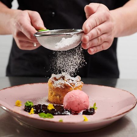 Parkhotel Neustadt 노이슈타트 인 작센 외부 사진