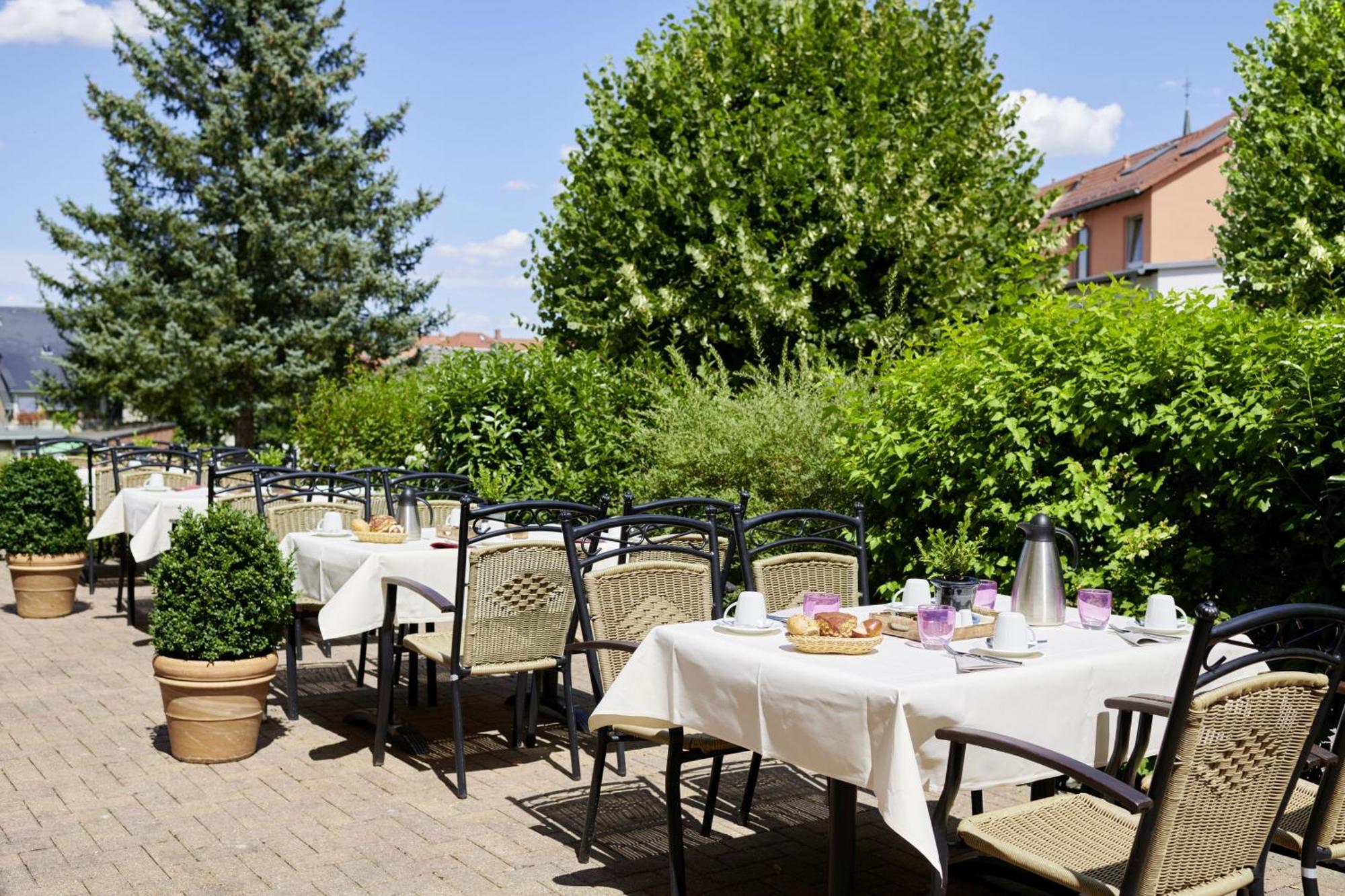 Parkhotel Neustadt 노이슈타트 인 작센 외부 사진